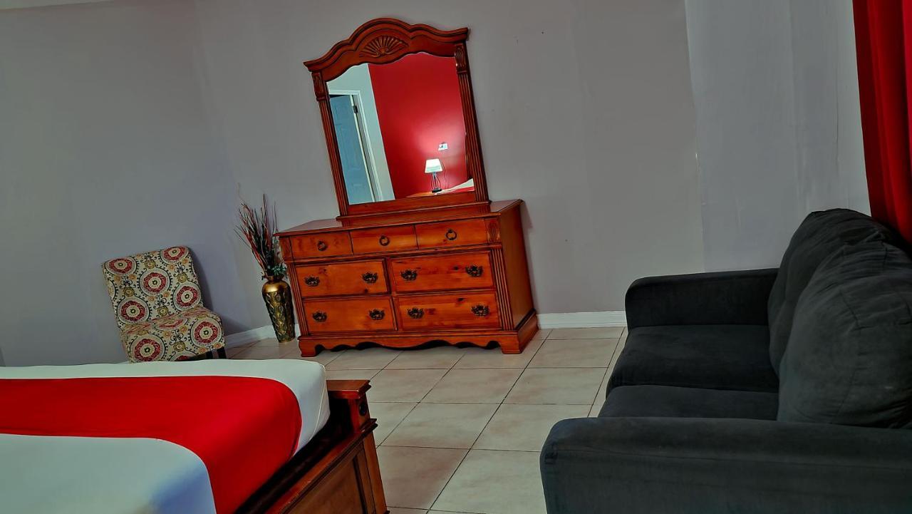 Donhead New Kingston Apt 5 Esterno foto