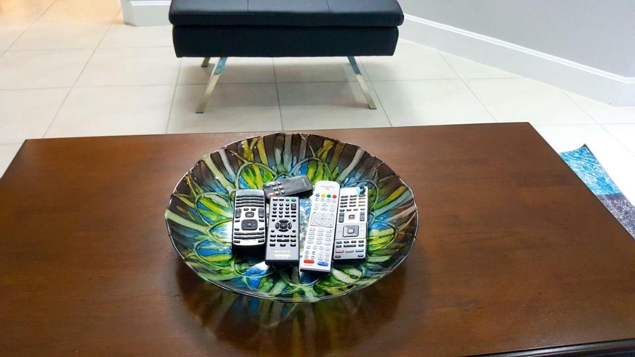 Donhead New Kingston Apt 5 Esterno foto
